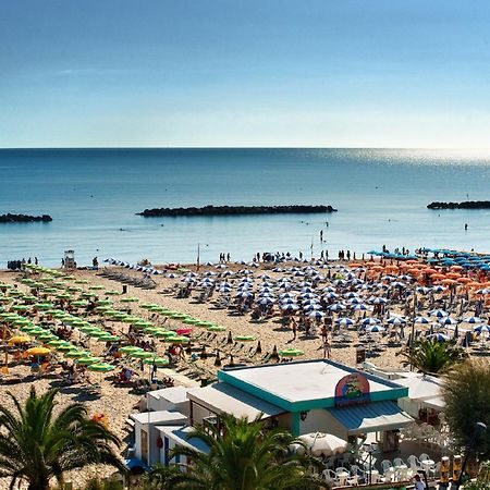 Hotel Continental San Benedetto del Tronto Eksteriør billede