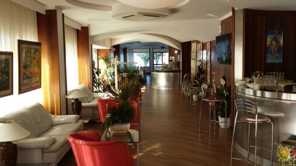 Hotel Continental San Benedetto del Tronto Eksteriør billede