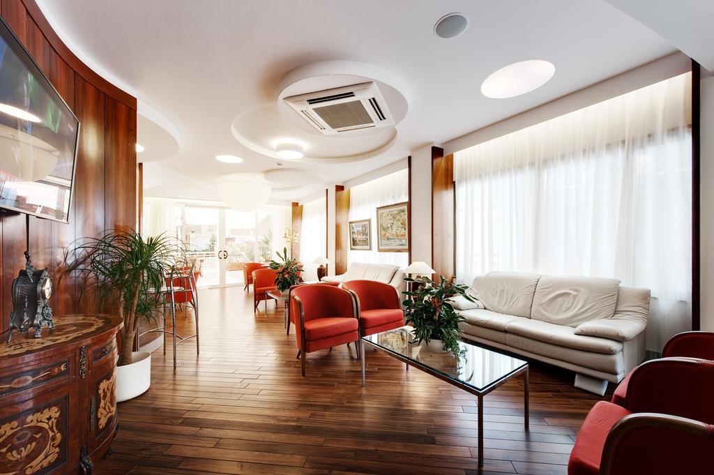 Hotel Continental San Benedetto del Tronto Eksteriør billede