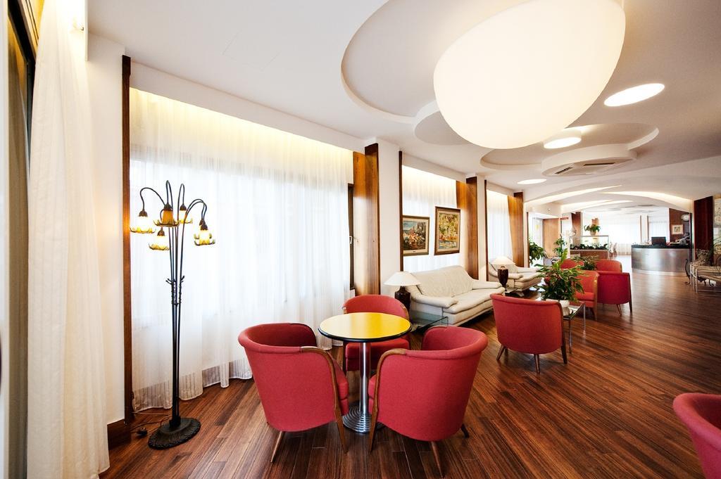 Hotel Continental San Benedetto del Tronto Eksteriør billede